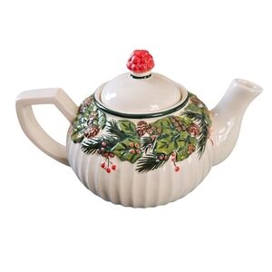 NIB International Bazaar Christmas Holly Teapot